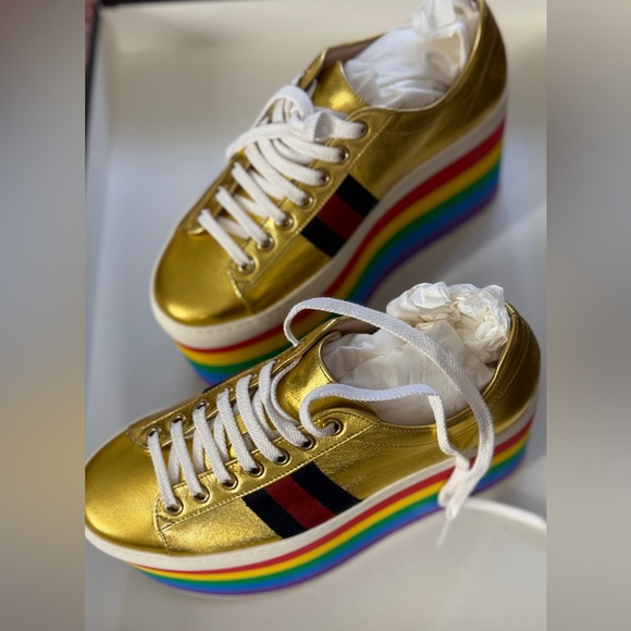 Preowned, authentic Gucci Peggy Rainbow Platform Sneakers - Picture 2 of 7
